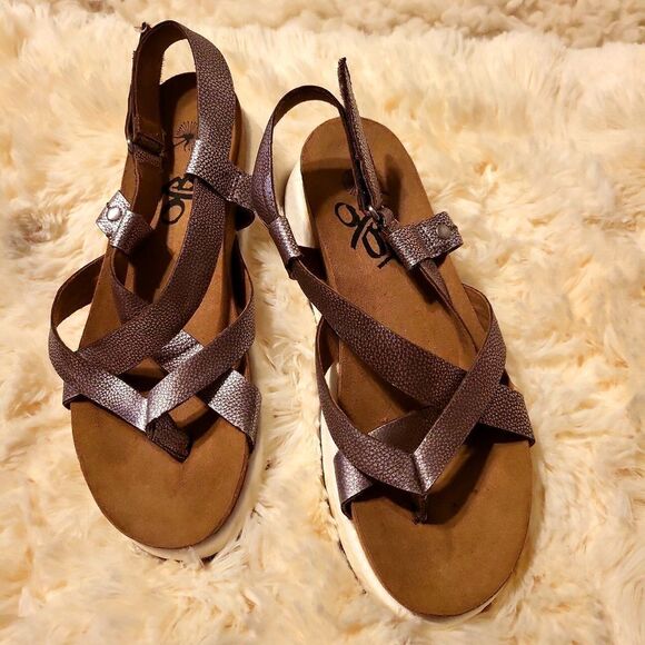 Obtb sandals, distressed silver only worn once!, very comfy! - Picture 2 of 6